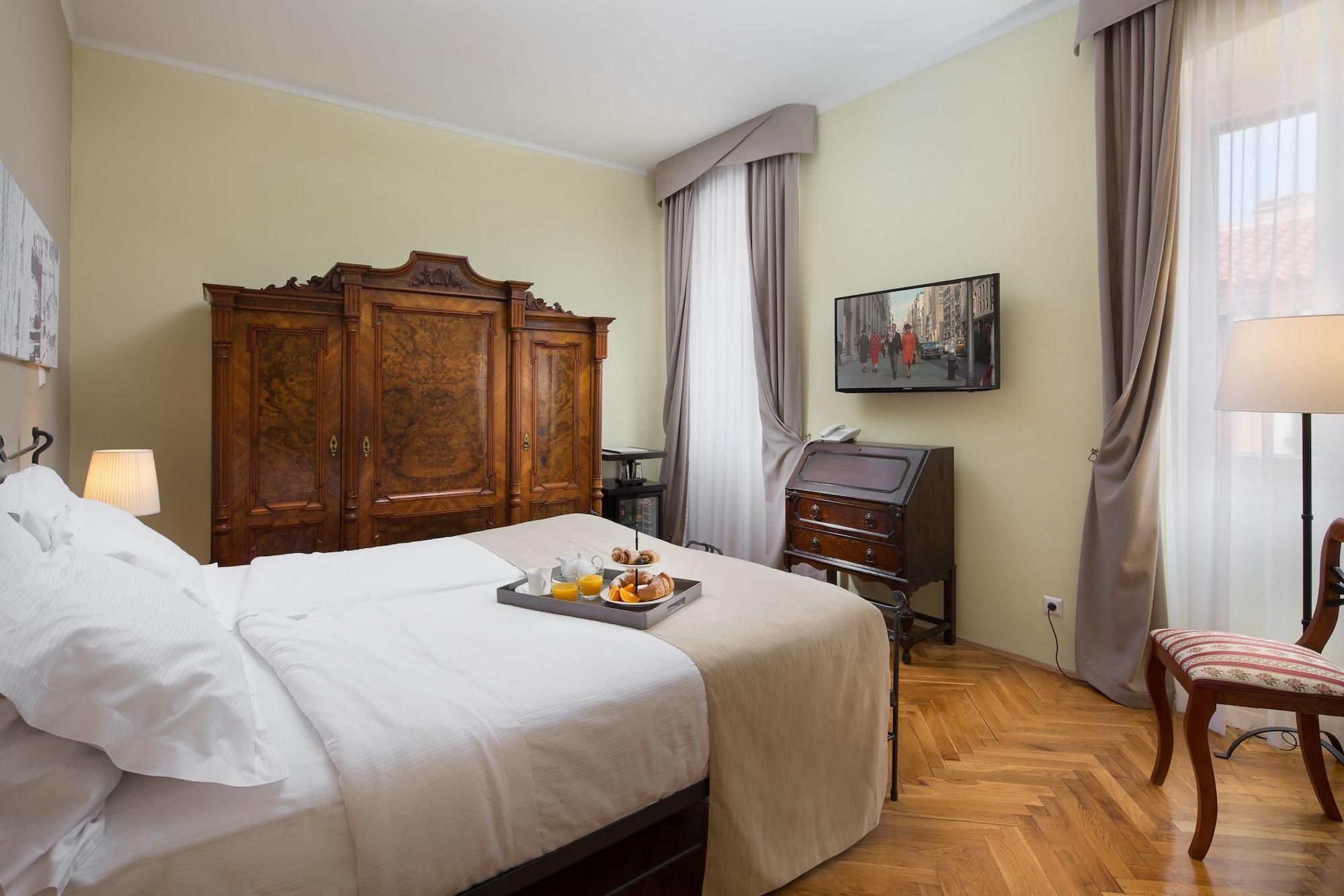 Hotel Angelo D'Oro Rovinj Extérieur photo