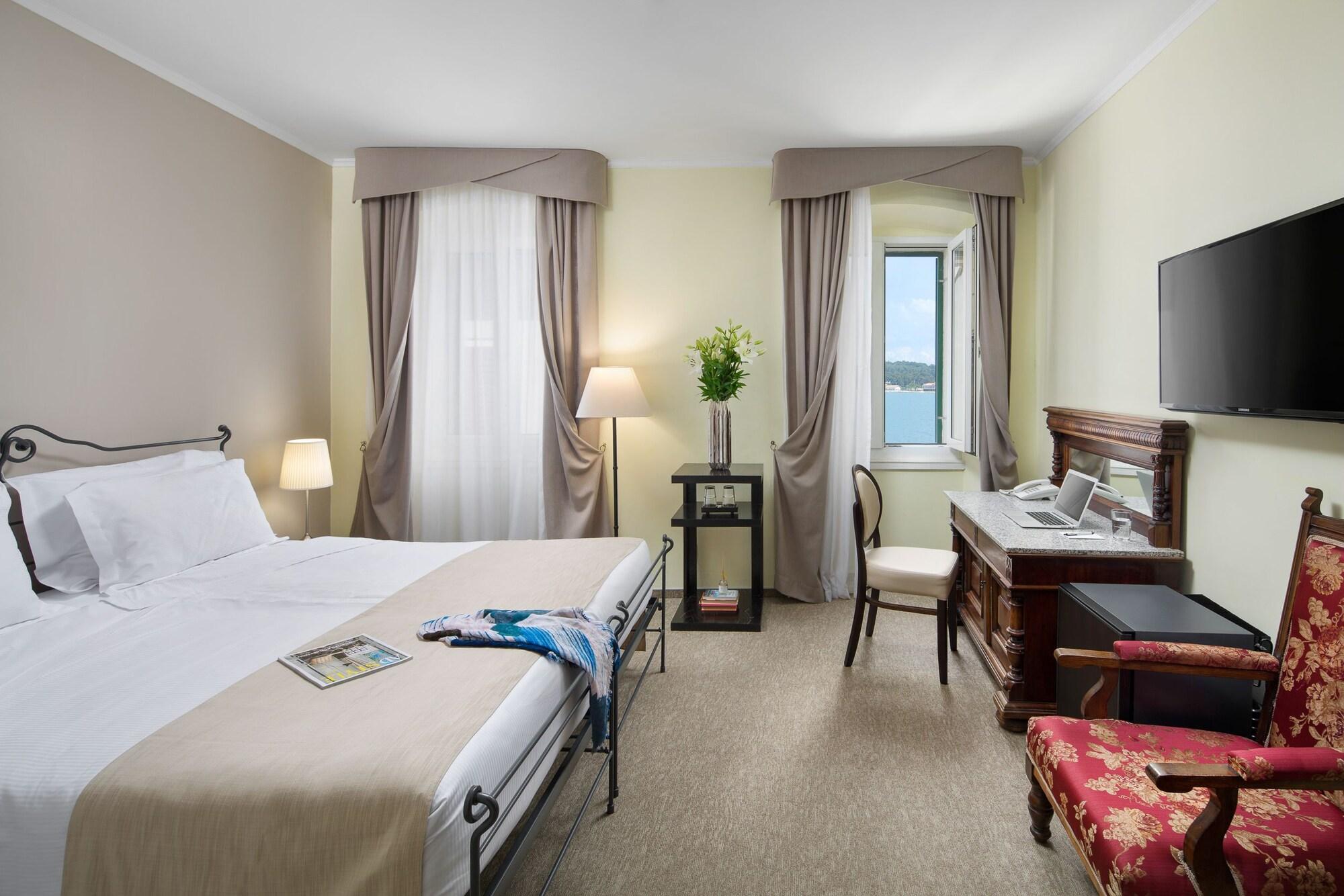 Hotel Angelo D'Oro Rovinj Extérieur photo