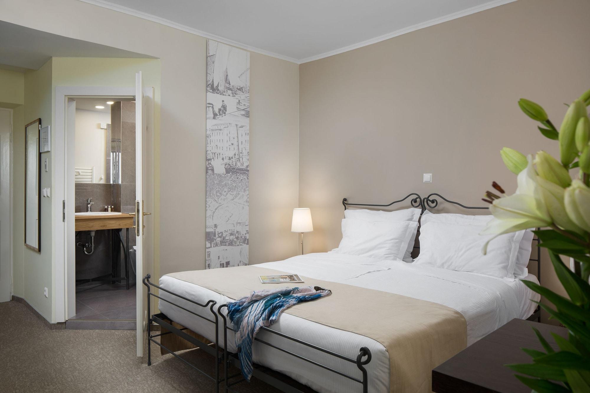 Hotel Angelo D'Oro Rovinj Extérieur photo