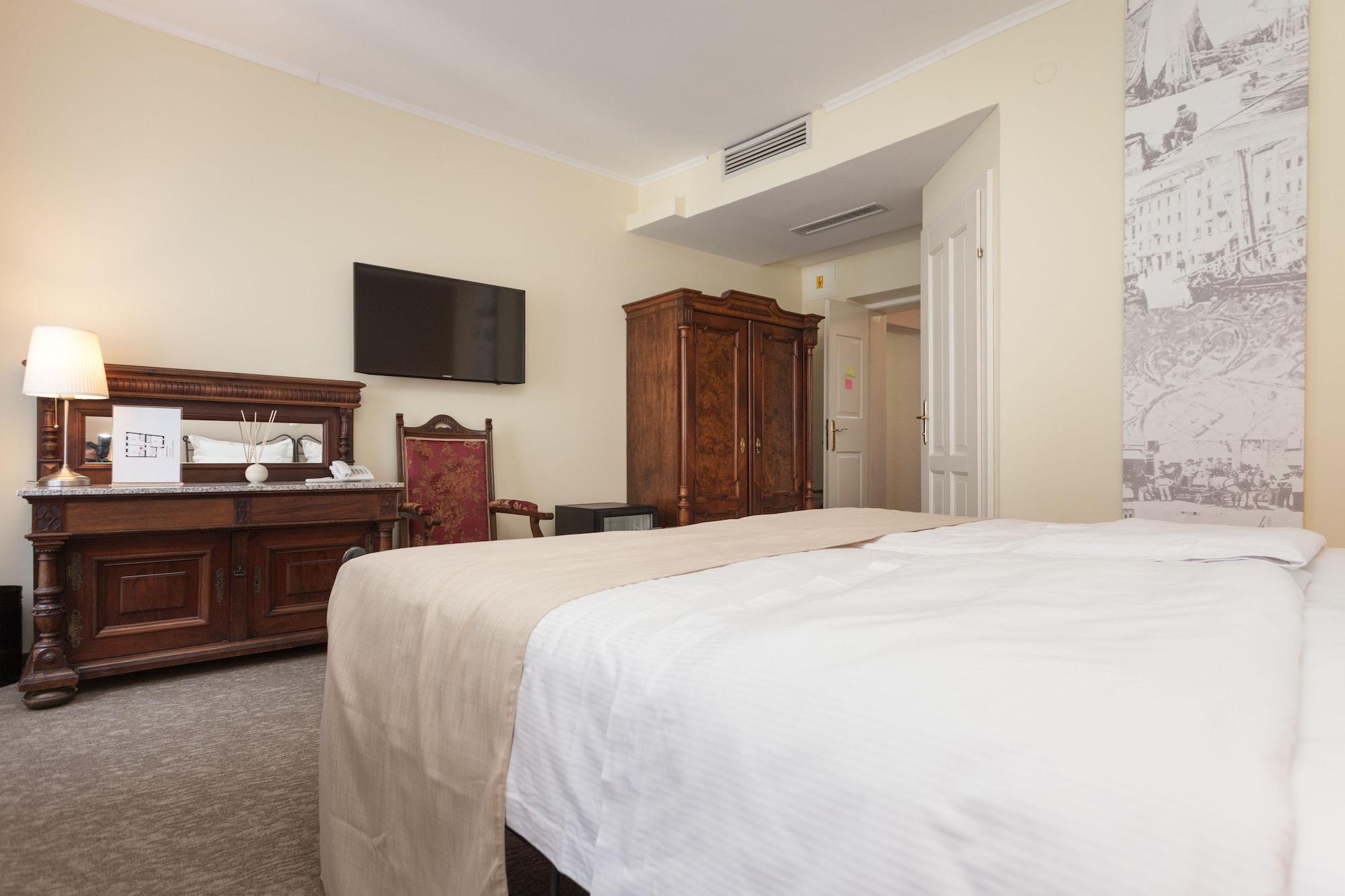 Hotel Angelo D'Oro Rovinj Extérieur photo