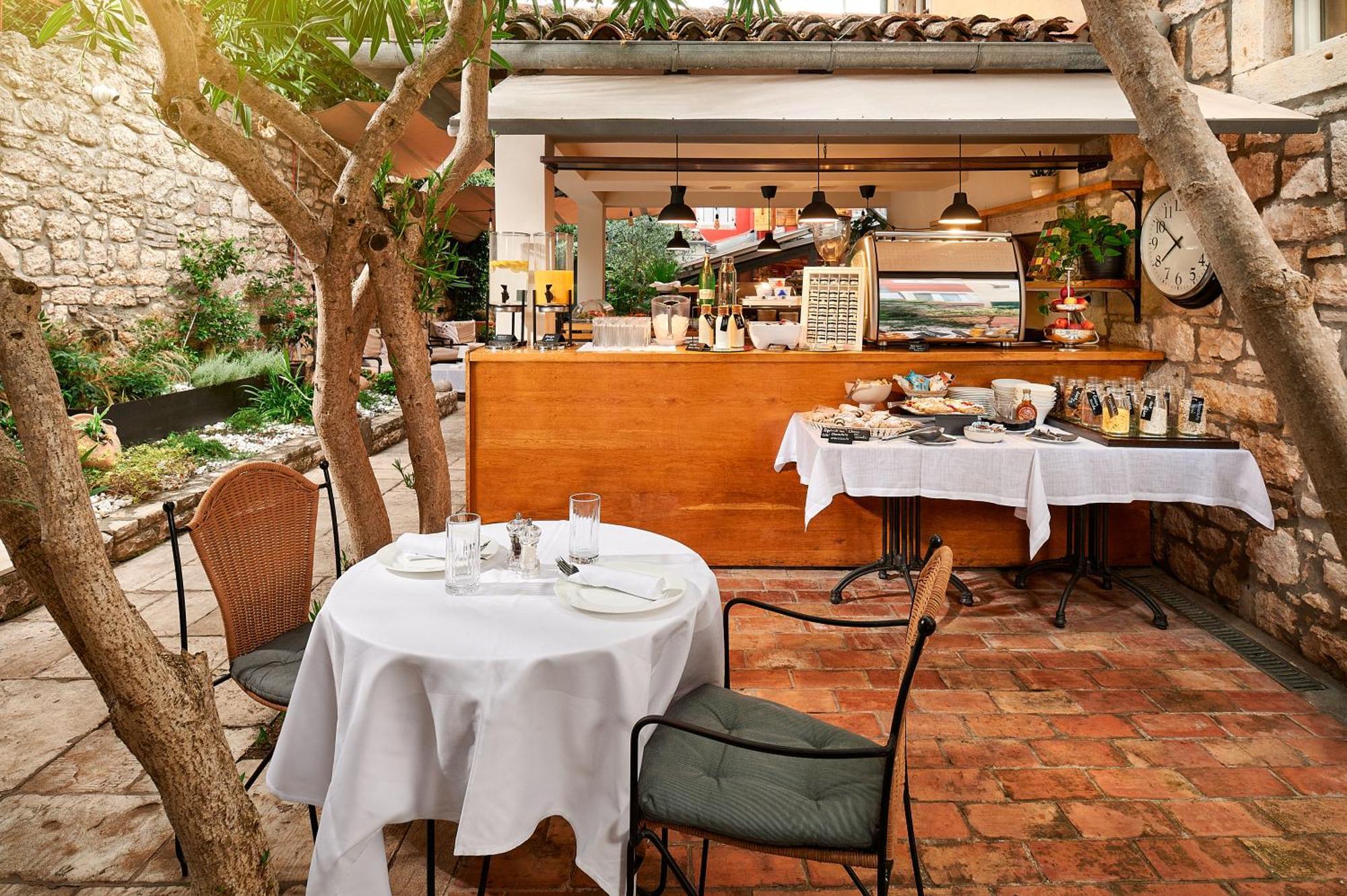 Hotel Angelo D'Oro Rovinj Extérieur photo