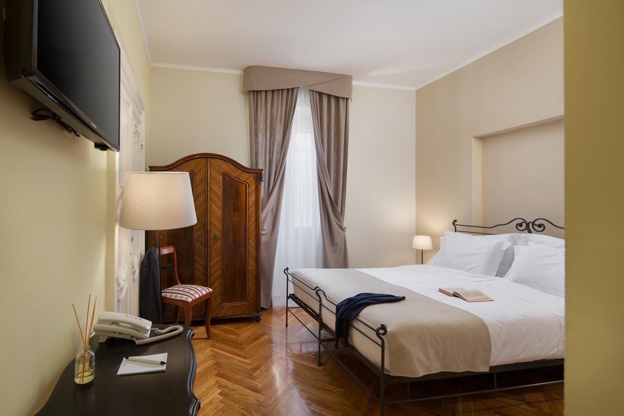 Hotel Angelo D'Oro Rovinj Extérieur photo